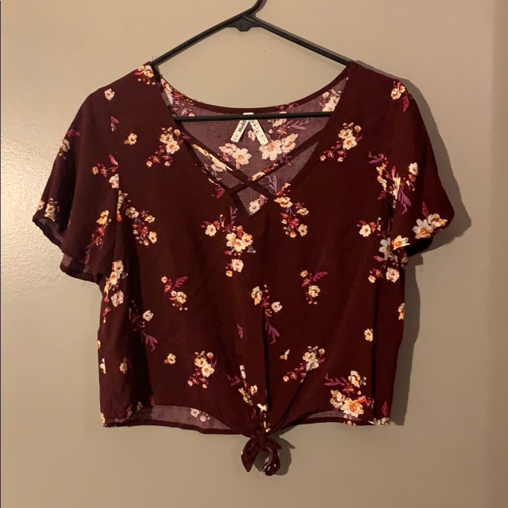 Mudd size medium top